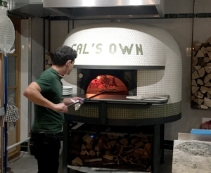 Cal's Own Pizza Oven