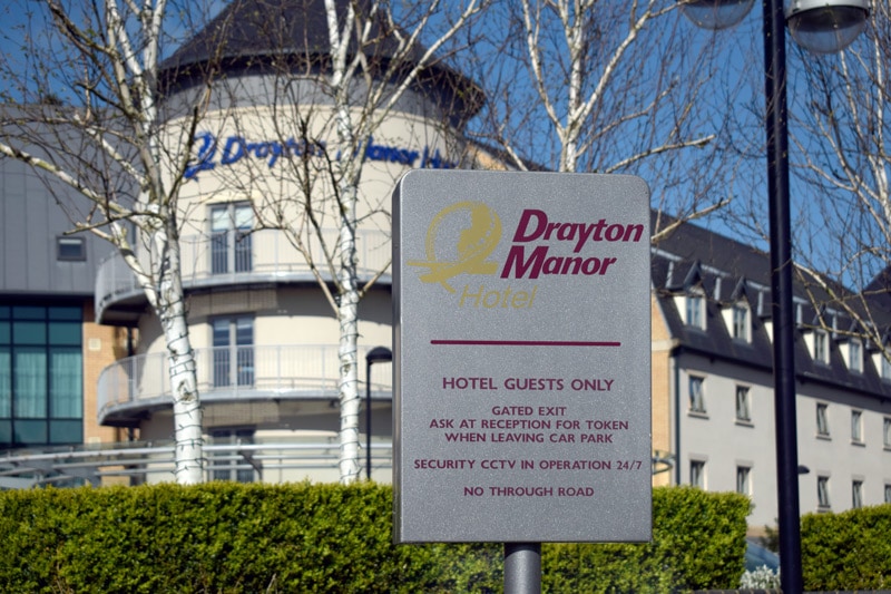 Drayton Manor Hotel Deals