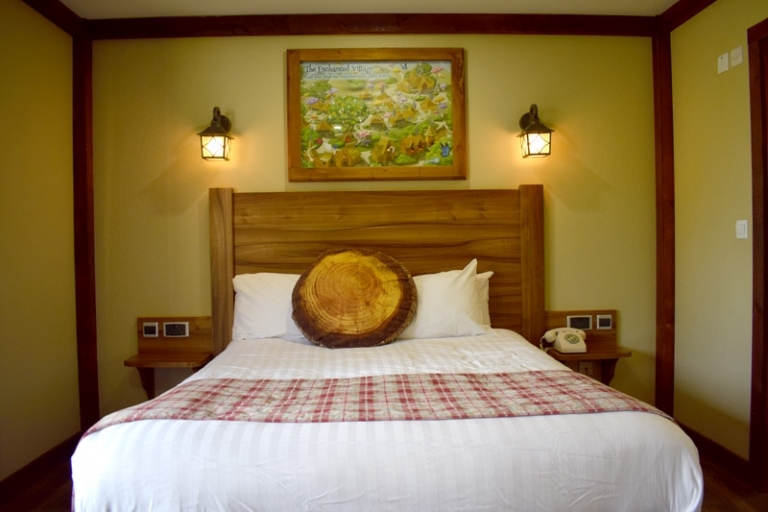 Review of the Woodland Lodges, Enchanted Village at Alton Towers